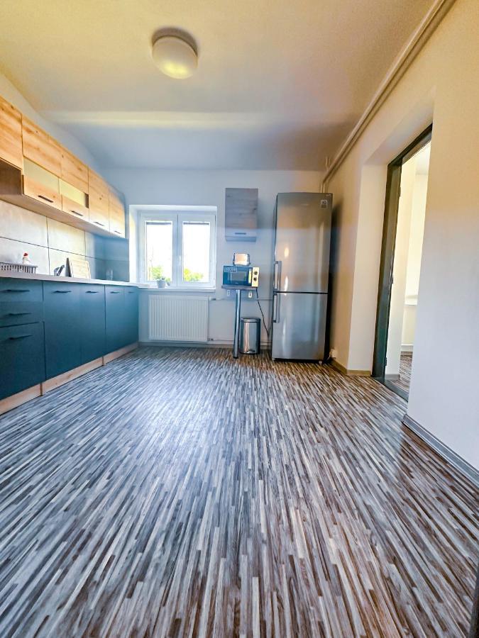 Apartman Vesele Decin Eksteriør billede